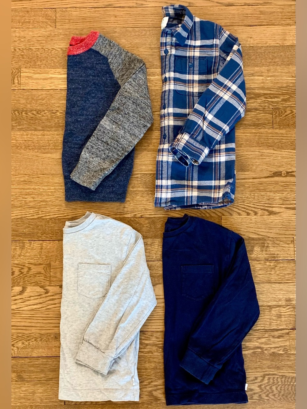 Gap Kids Boys Size Small (6/7) Bundle Long Sleeve Shirts Sweater Flannel